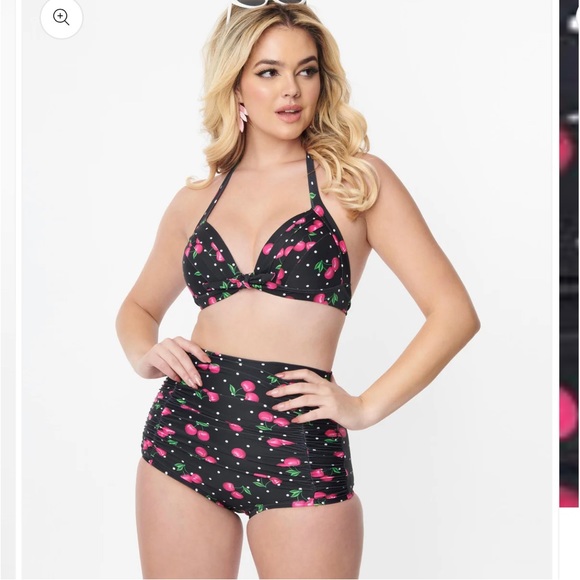 Bikini Bottoms - Picture 4 of 6